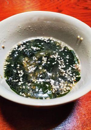 とろろ昆布とわかめのスープ-レシピのメイン写真