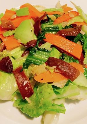 きくらげとキャベツ、青梗菜の炒め物-レシピのメイン写真