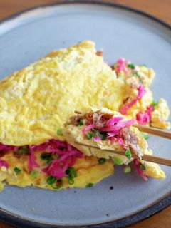 紅しょうがでお好み焼き風オムレツ-レシピのメイン写真