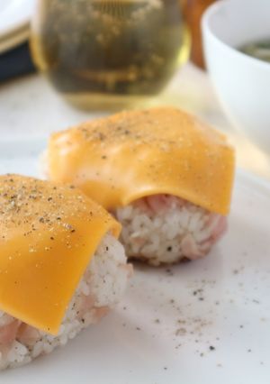 カルボナーラ風の焼きおにぎり-レシピのメイン写真