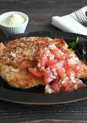 チキンのパン粉焼き　トマトマリネソース-レシピのメイン写真