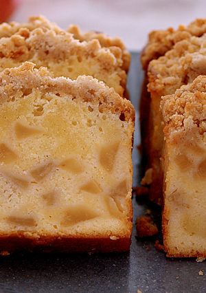 はちみつりんごのクランブルパウンドケーキ-レシピのメイン写真