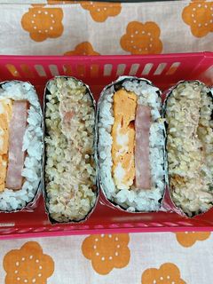 梅ツナマヨおにぎらず-レシピのメイン写真