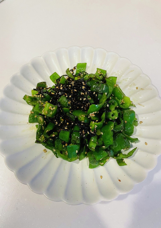 ピーマンと塩昆布の旨味炒め-レシピのメイン写真