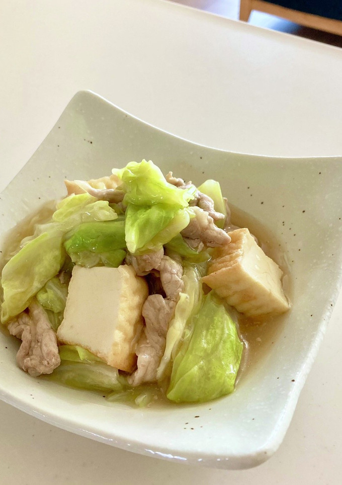 春キャベツと豚肉と厚揚げの炒め煮-レシピのメイン写真