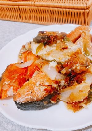 新玉ねぎと紅鮭のホイルで包まない焼き♪-レシピのメイン写真