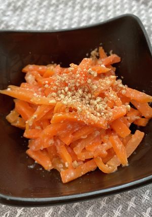 にんじんのごま味噌和え-レシピのメイン写真