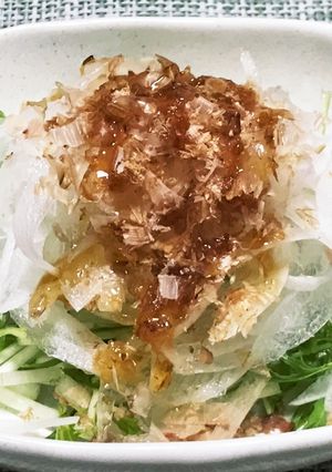 とろけるような新玉ねぎサラダ♪-レシピのメイン写真