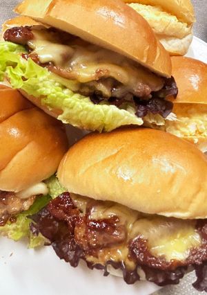 豚こまバーグで照焼きチーズバーガー(小)-レシピのメイン写真