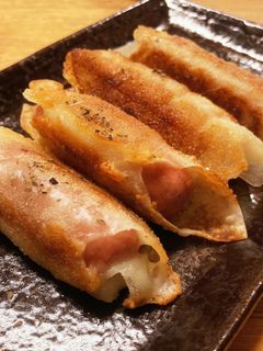 シュウマイの皮で!ウインナーチーズ巻き-レシピのメイン写真