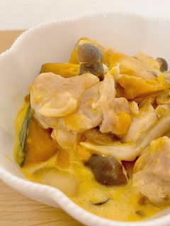 鶏肉とかぼちゃのクリーム煮-レシピのメイン写真