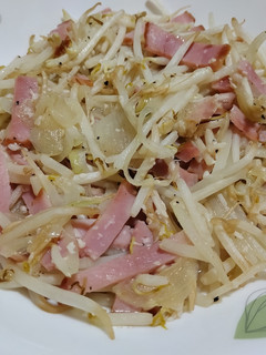 もやしとベーコンの塩麹炒め-レシピのメイン写真