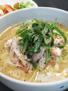 ゴマ油が香る鶏ねぎ旨塩うどん-レシピのメイン写真