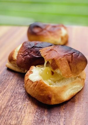 ロールパンでお手軽チーズだけトースト。-レシピのメイン写真