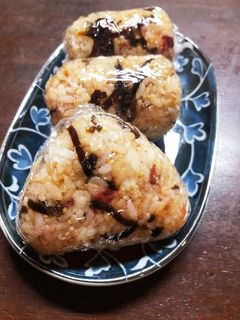 ☆おにぎり☆梅・しそ昆布・鰹節-レシピのメイン写真
