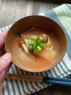 トマト缶消費に!トマト味噌汁-レシピのメイン写真