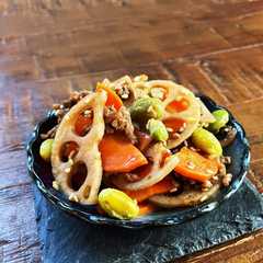รูปของ 常備菜♡挽き肉のれんこんきんぴら