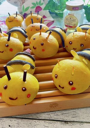 ミツバチパン-レシピのメイン写真