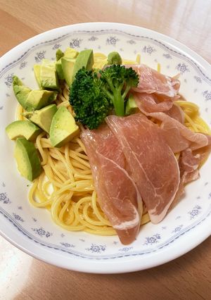 生ハムとアボカドの冷製パスタ-レシピのメイン写真