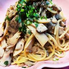 รูปของ ワンパンきのこスパゲッティ
