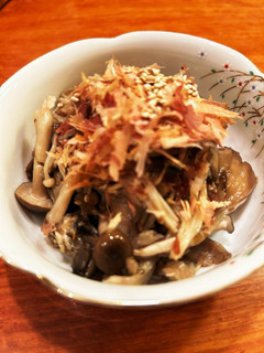 きのこのカリカリ梅和え-レシピのメイン写真