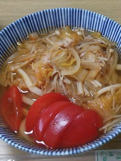 キムチトマトうどん-レシピのメイン写真