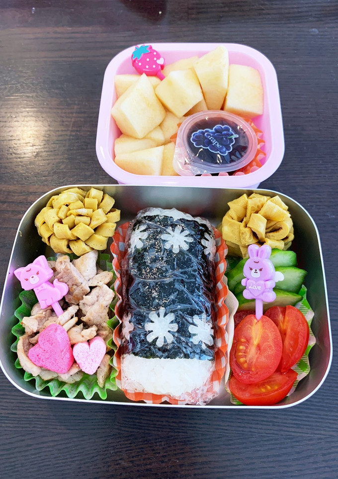 お花のおにぎり☆幼稚園用☆年少3歳-レシピのメイン写真