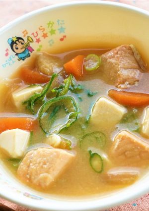 鮭の甘酒みそ汁☆枚方市給食-レシピのメイン写真