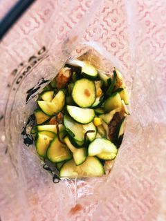 ズッキーニとコーンの梅塩昆布和え-レシピのメイン写真