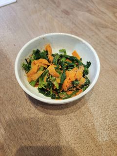 ニラとピーラー人参の胡麻和え-レシピのメイン写真