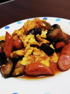 茄子とソーセージの玉子炒め(照り焼き風)-レシピのメイン写真