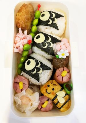5月キャラ弁☆鯉のぼりとミツバチ-レシピのメイン写真