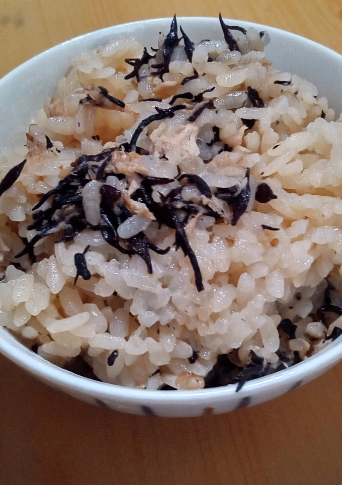 簡単ひじき炊き込みご飯-レシピのメイン写真