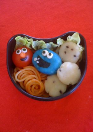 ポテトDEクッキーモンスター＊キャラ弁＊-レシピのメイン写真