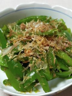 まるごと茹でるピーマンのおかか和え-レシピのメイン写真