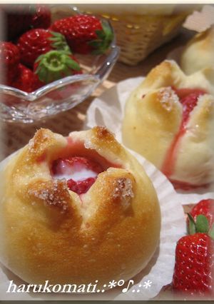 幸せになれる❤まるごと苺パン-レシピのメイン写真