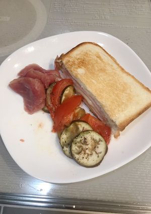 簡単俺の飯クロックムッシュ風ホットサンド-レシピのメイン写真