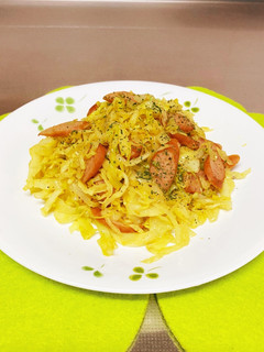 キャベツとソーセージ炒め☆カレー味-レシピのメイン写真