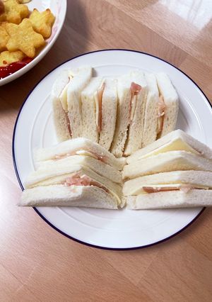 生ハムとチーズのサンドイッチ-レシピのメイン写真