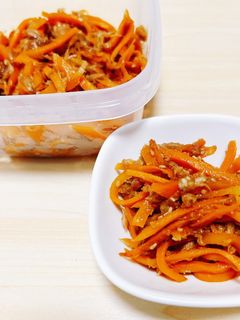 にんじん大量消費♪常備菜○ガリツナ炒め-レシピのメイン写真