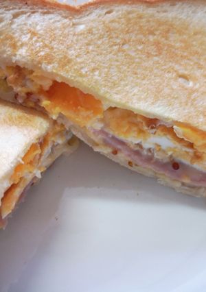 卵とハムのホットサンド-レシピのメイン写真