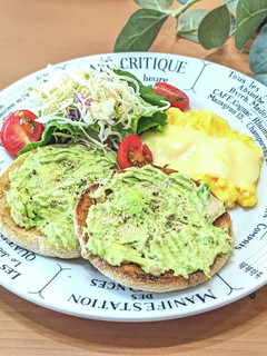 【簡単】アボカドとツナのオープンサンド-レシピのメイン写真