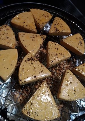 黒胡椒薫るスモークチーズ-レシピのメイン写真