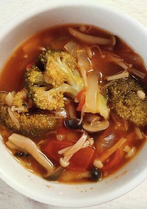 簡単✿ブロッコリーとトマトきのこのスープ-レシピのメイン写真