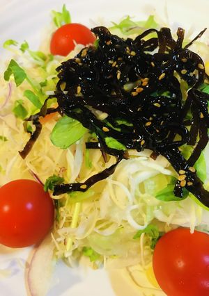 市販サラダ活用●塩昆布サラダ-レシピのメイン写真