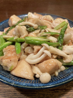 鶏胸肉とアスパラのオイスターマヨ炒め-レシピのメイン写真