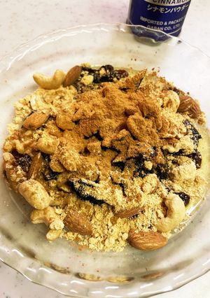 プルーン?木耳!きな粉ナッツシナモン -レシピのメイン写真