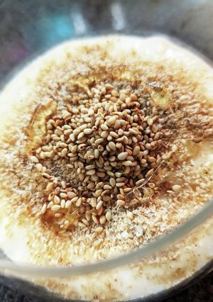 胡麻風味を堪能！胡麻2種の和風ヨーグルト-レシピのメイン写真