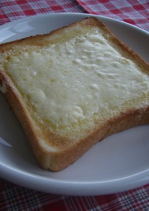 朝ごはんに簡単マヨチートースト-レシピのメイン写真