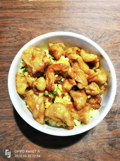 照り焼き鶏皮のそぼろ丼-レシピのメイン写真